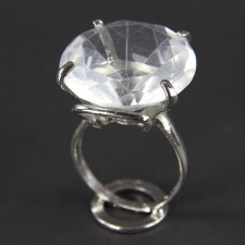 DIAMOND RING/CARD HOLDER