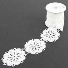 3.5"X5Y RND FLWR LACE EMB.A4