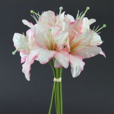 TIGERL LILY X7 BOUQUET A25