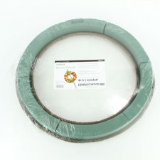 24" OASIS WREATH  X1
