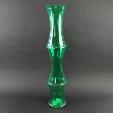 GLASS VASE GREEN M4