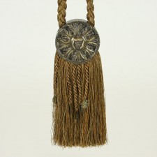 TIEBACK MEDALLION SURTA