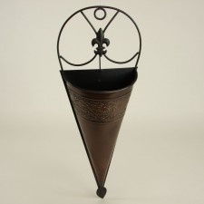 22" METAL WALL PLANTER S2