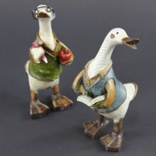 SM WHITE DUCK TEACHER A25