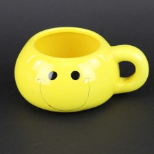 4.5" SMILY FACE MUG