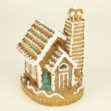SUGARED GINGERBREAD HOUSE