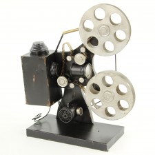 MOVIE PROJECTOR ON BASE M25