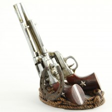 DOUBLE GUN WINE HOLDER