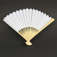 9" WHITE PAPER HAND FAN